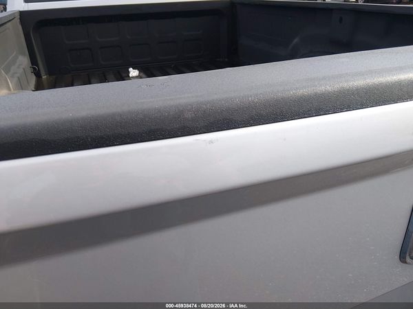 2019 RAM 1500 CLASSIC TRADESMAN  4X2 8' BOX — I72