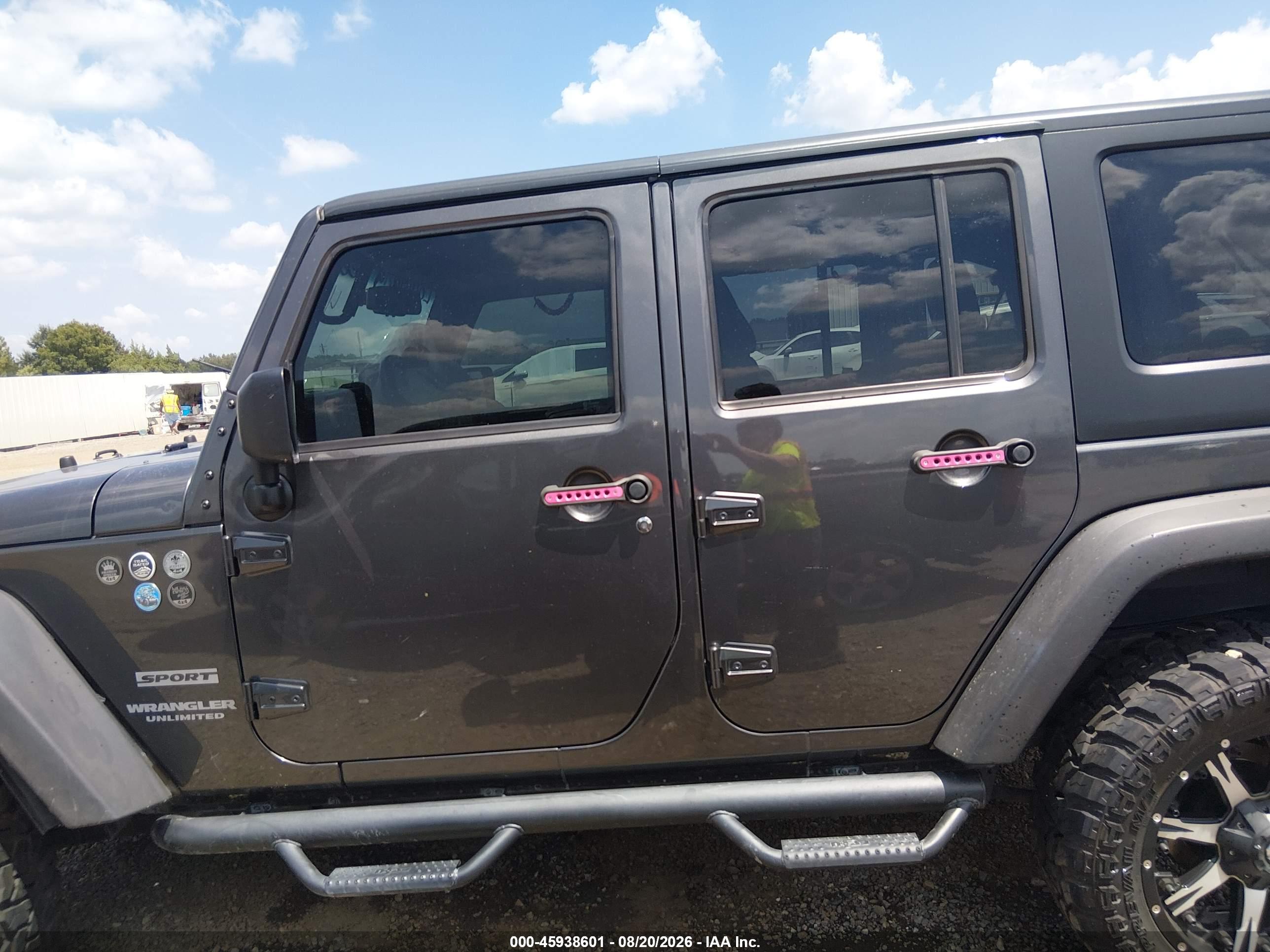 2017 JEEP WRANGLER UNLIMITED SPORT 4X4