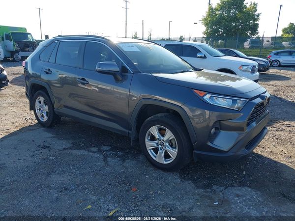 2020 TOYOTA RAV4 XLE — I1