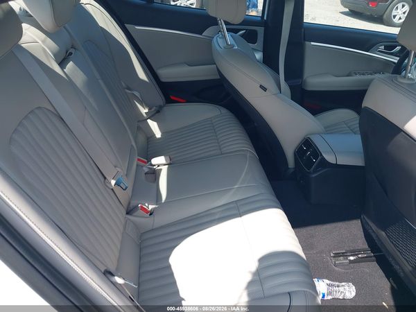 2023 GENESIS G70 2.0T AWD — I8
