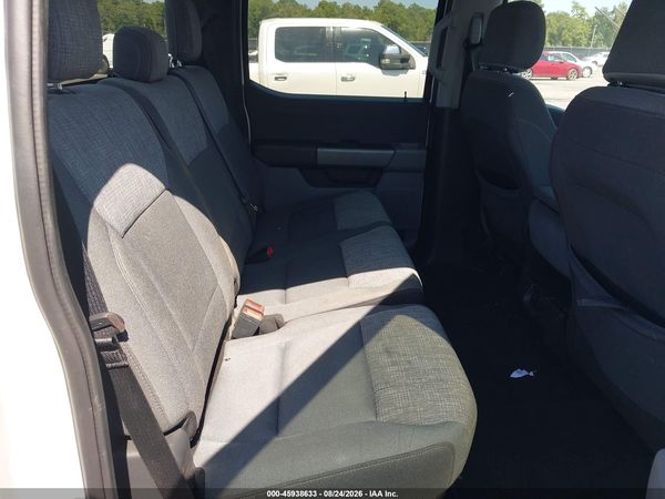 2021 FORD F-150 XLT — I8