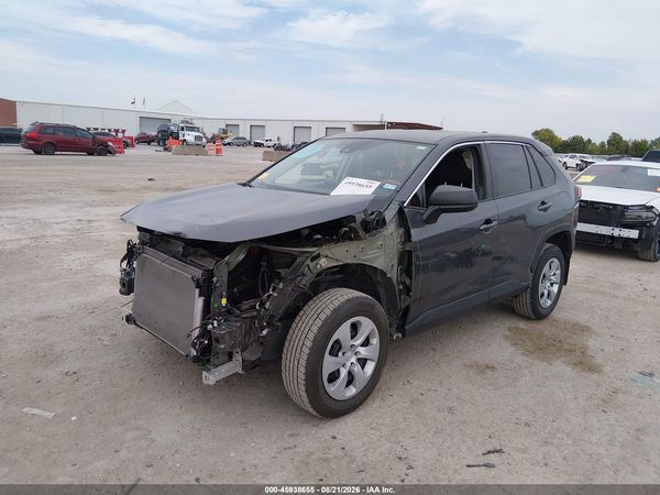 2022 TOYOTA RAV4 LE — I154