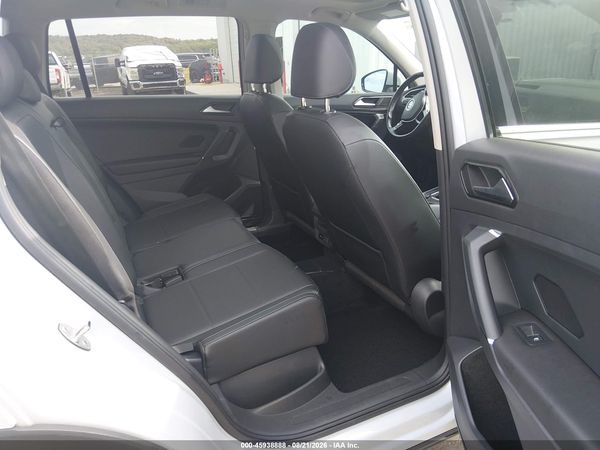 2018 VOLKSWAGEN TIGUAN 2.0T SE/2.0T SEL — I8