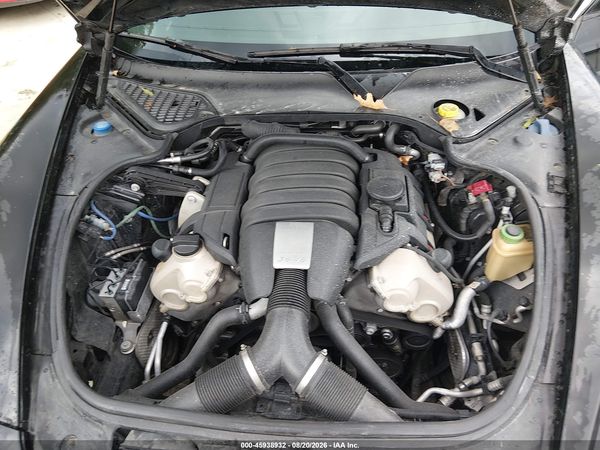 2016 PORSCHE PANAMERA 4