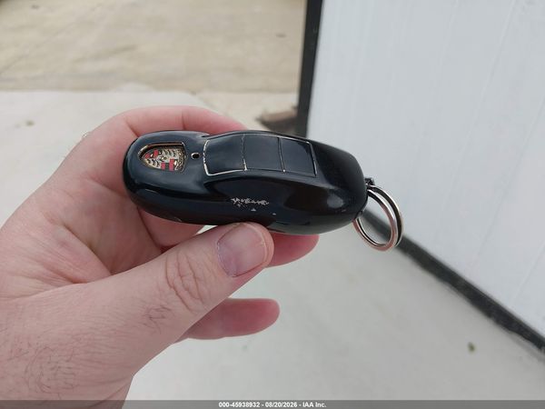 2016 PORSCHE PANAMERA 4