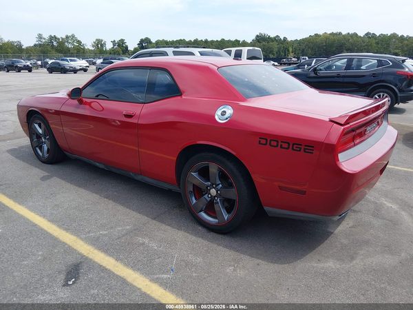 2013 DODGE CHALLENGER SXT — I3