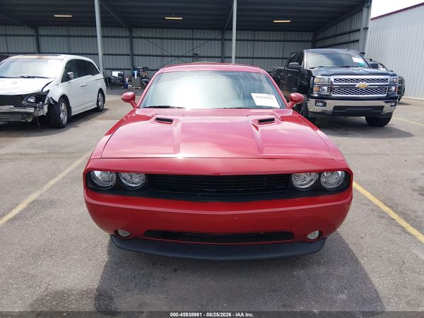 2013 DODGE CHALLENGER SXT — I115