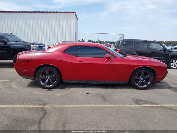 2013 DODGE CHALLENGER SXT — I116