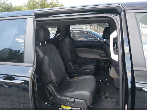 2025 KIA CARNIVAL MPV LXS