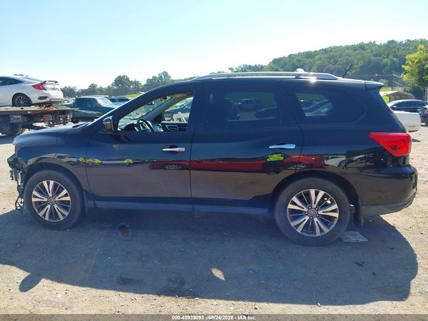 2018 NISSAN PATHFINDER SV