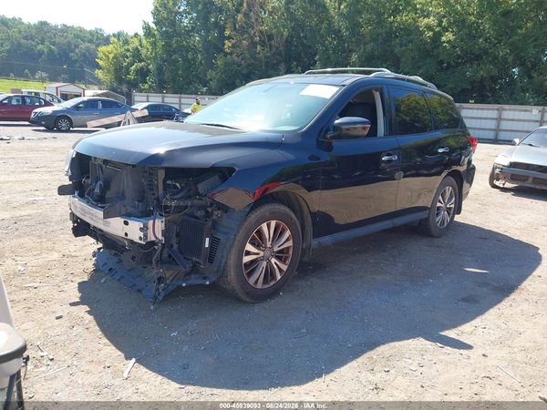 2018 NISSAN PATHFINDER SV