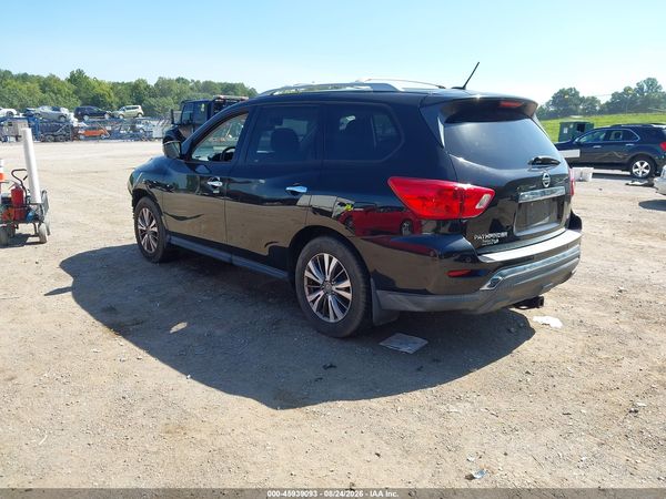 2018 NISSAN PATHFINDER SV