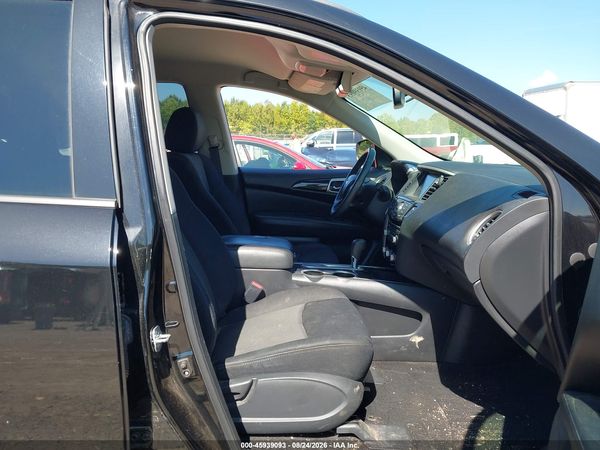 2018 NISSAN PATHFINDER SV