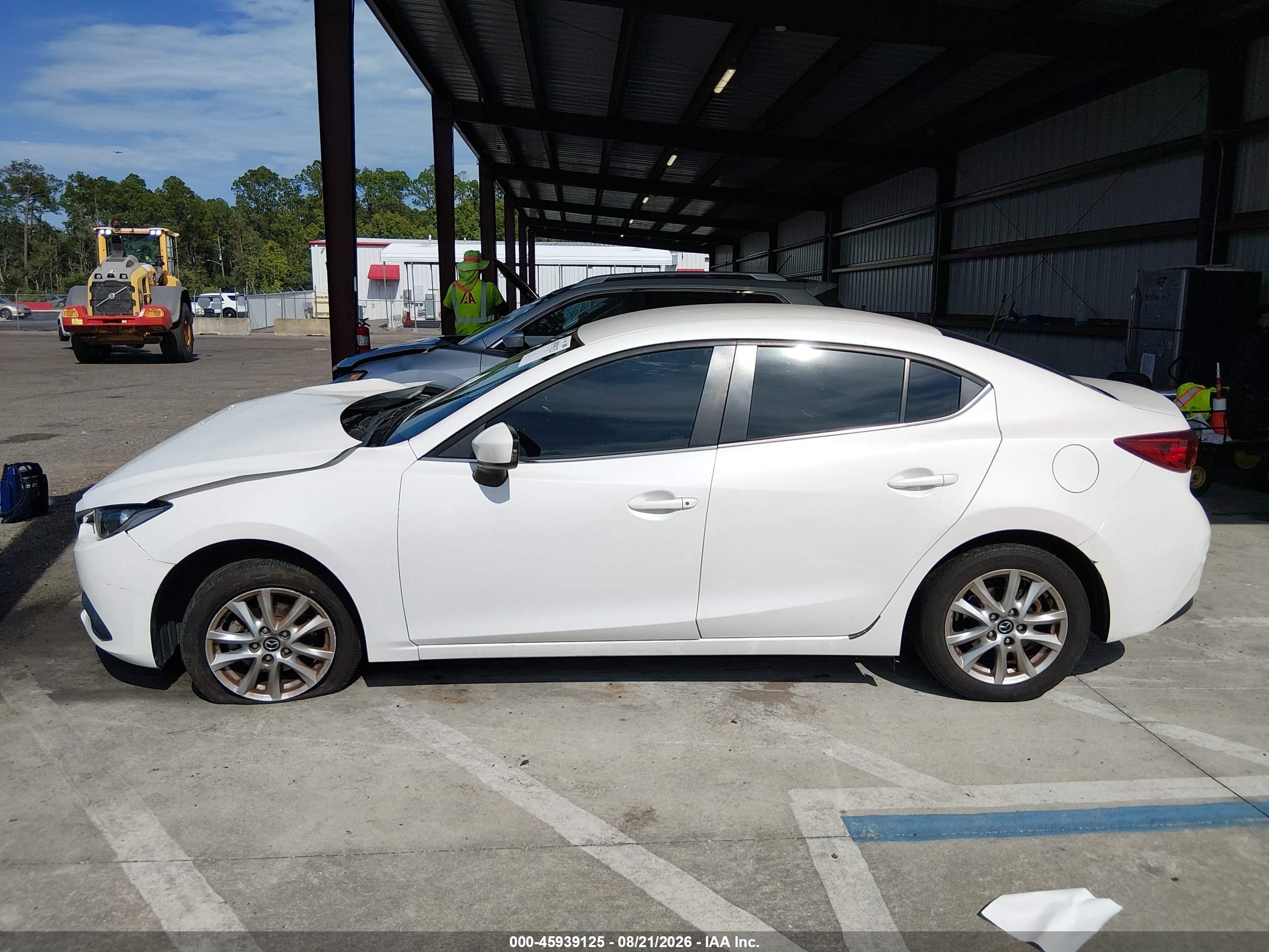2016 MAZDA MAZDA3 I SPORT