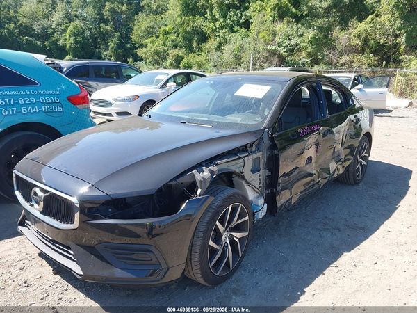 2020 VOLVO S60 T6 MOMENTUM — I6