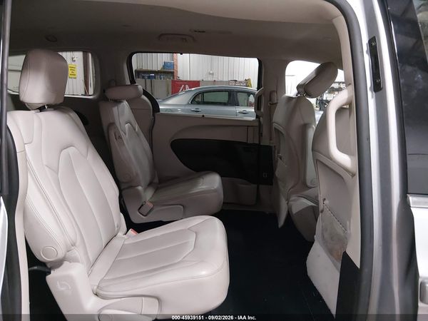 2021 CHRYSLER VOYAGER LXI — I8