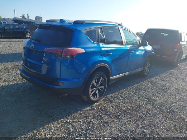 2017 TOYOTA RAV4 XLE — I4