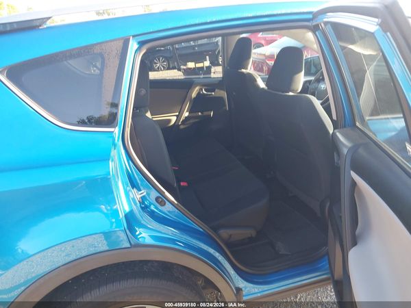 2017 TOYOTA RAV4 XLE — I8
