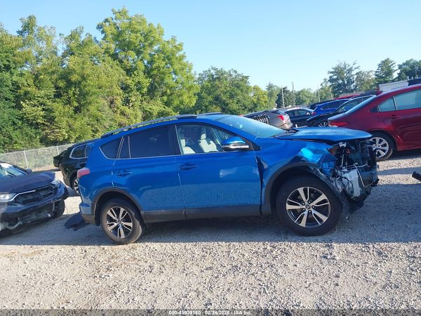 2017 TOYOTA RAV4 XLE — I116
