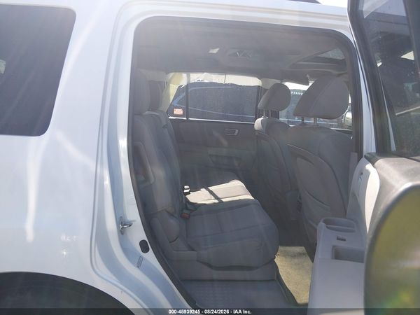 2015 HONDA PILOT SE