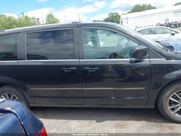 2017 DODGE GRAND CARAVAN SXT