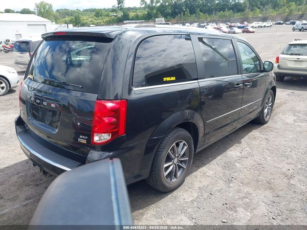 2017 DODGE GRAND CARAVAN SXT
