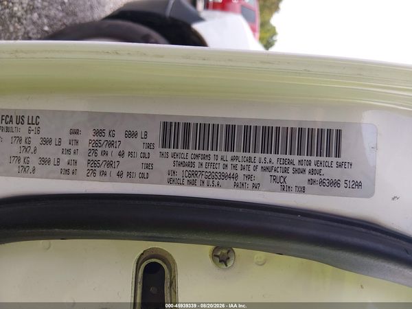 2016 RAM 1500 TRADESMAN — I9