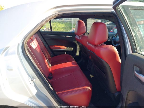 2020 CHRYSLER 300 300S — I8