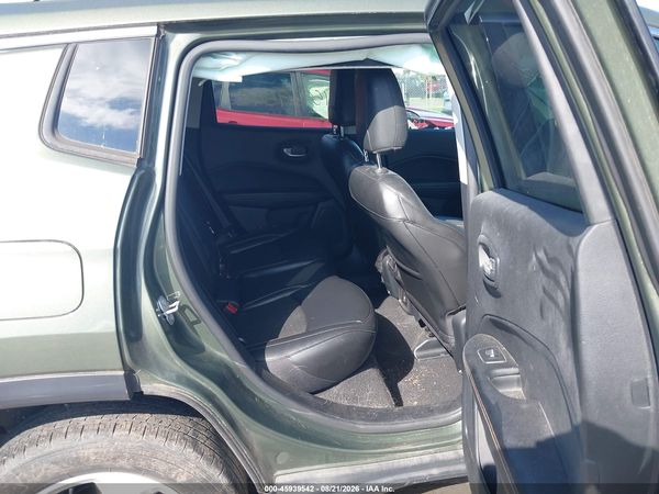2021 JEEP COMPASS LATITUDE 4X4 — I8