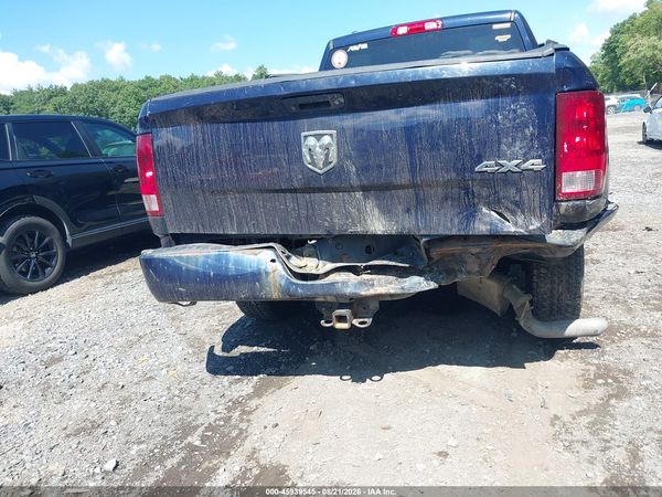 2018 RAM 1500 EXPRESS  4X4 6'4 BOX