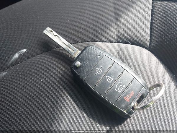 2017 KIA SOUL Base