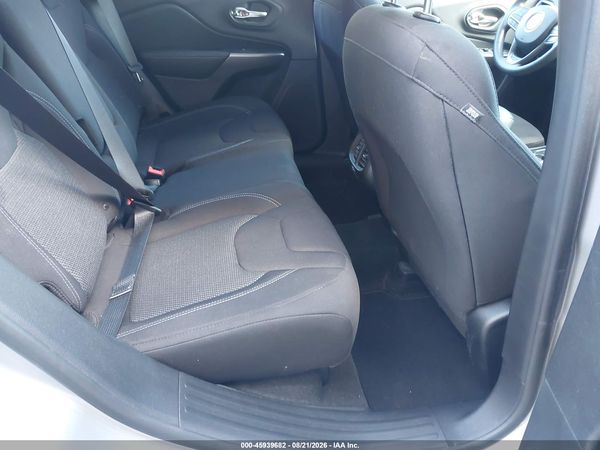 2019 JEEP CHEROKEE LATITUDE 4X4