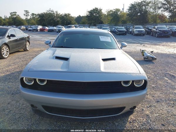2021 DODGE CHALLENGER SXT