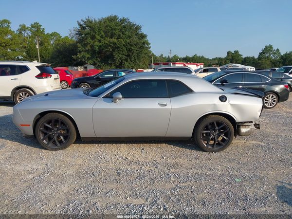 2021 DODGE CHALLENGER SXT
