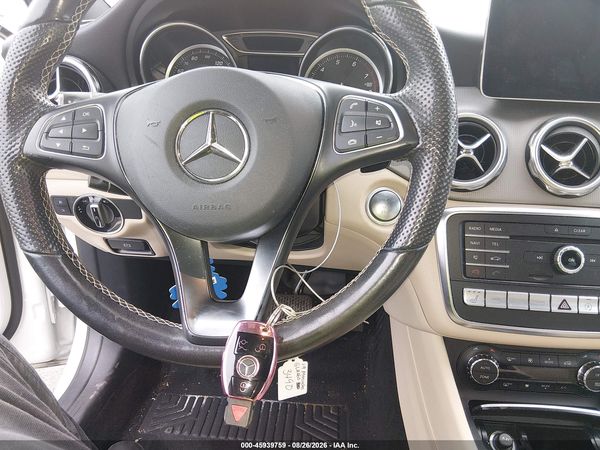 2019 MERCEDES-BENZ GLA 250 4MATIC — I11
