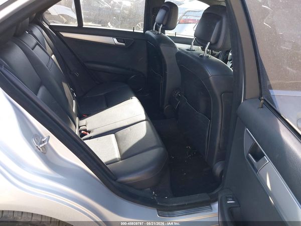 2013 MERCEDES-BENZ C 250 SPORT
