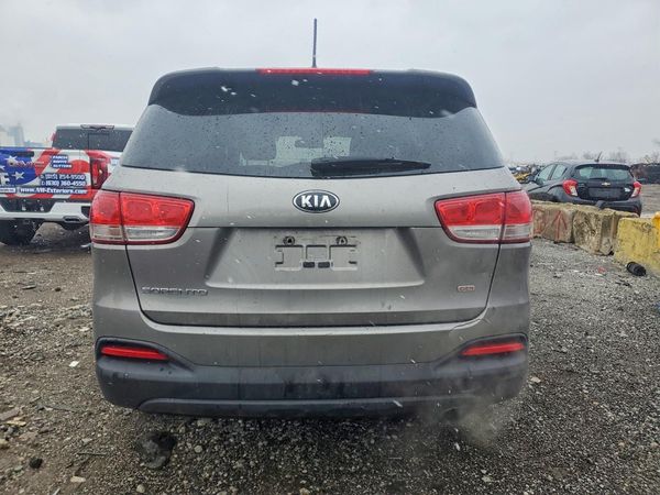 2016 KIA SORENTO L / LX