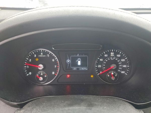 2016 KIA SORENTO L / LX
