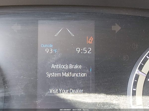 2022 TOYOTA HIGHLANDER L — I155