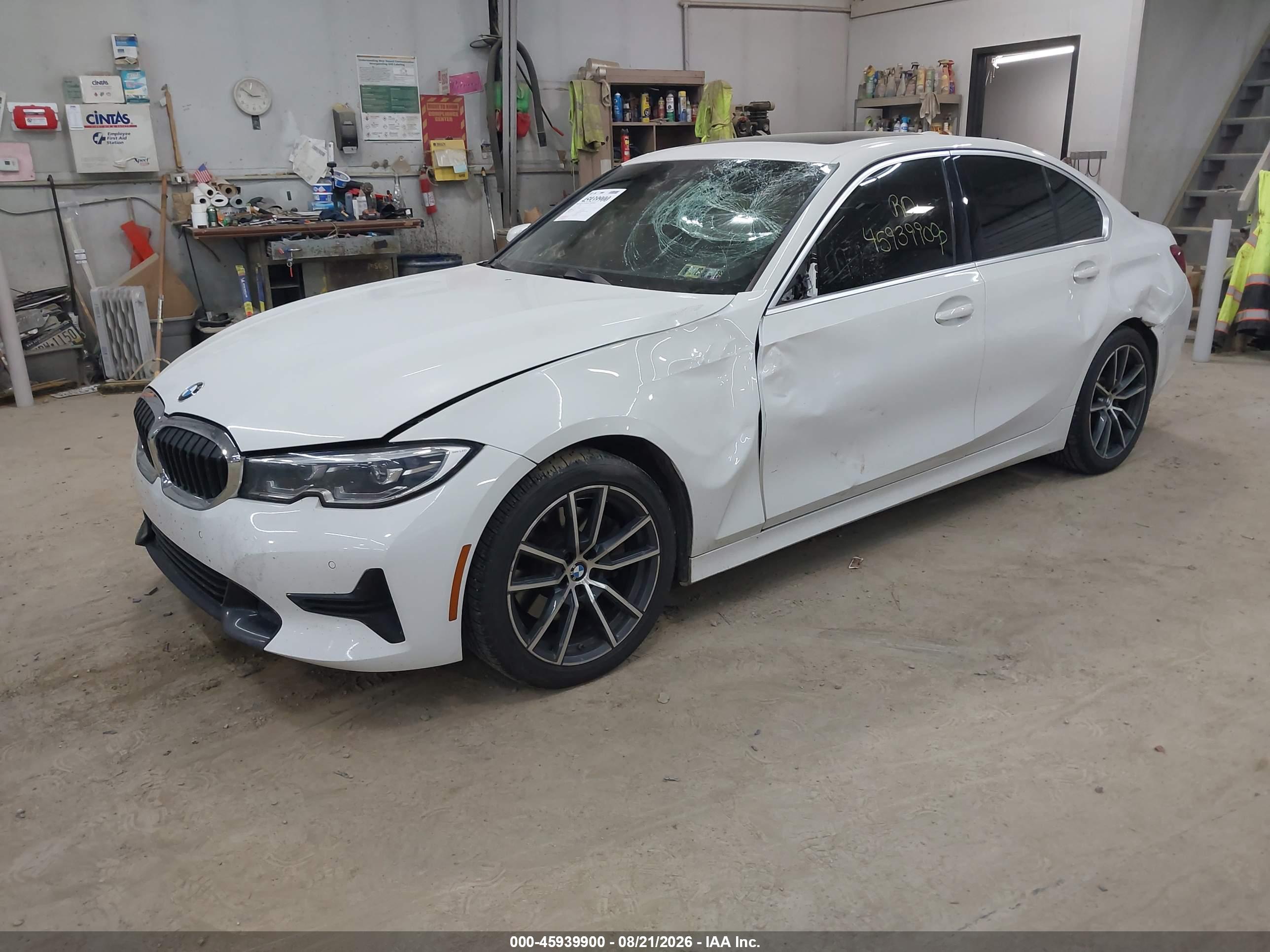 2021 BMW 330I — I2