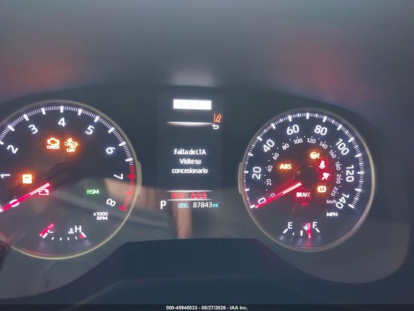2020 TOYOTA RAV4 XLE