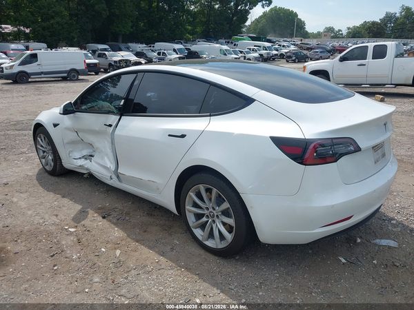 2021 TESLA MODEL 3 — I3
