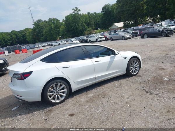 2021 TESLA MODEL 3 — I4
