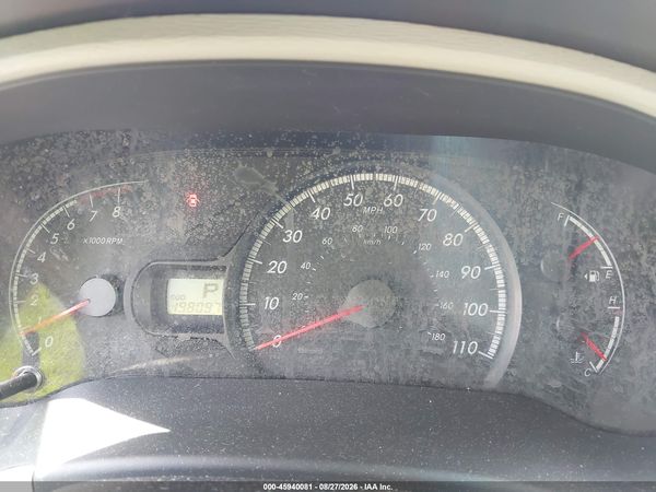 2013 TOYOTA SIENNA LE V6 8 PASSENGER — I7