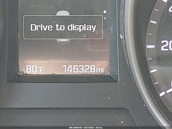 2017 HYUNDAI SANTA FE SE