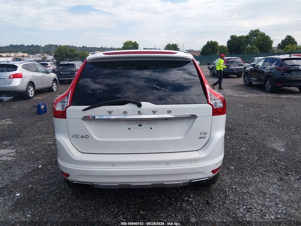 2017 VOLVO XC60 T5 INSCRIPTION