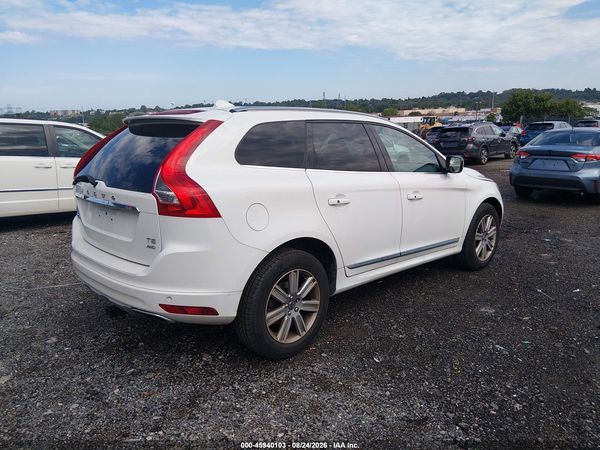 2017 VOLVO XC60 T5 INSCRIPTION