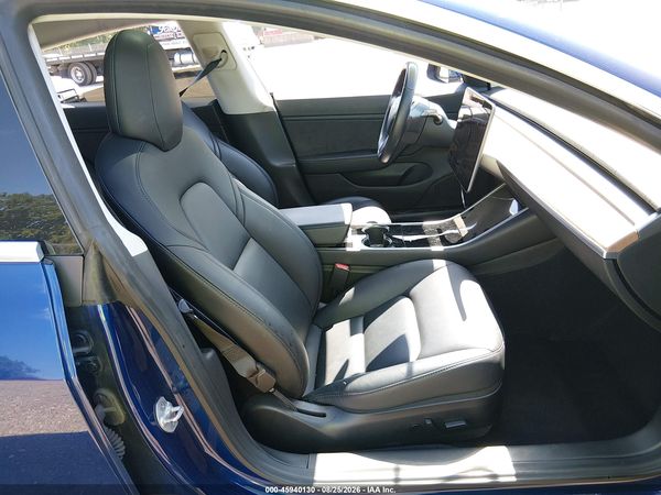 2018 TESLA MODEL 3 LONG RANGE/PERFORMANCE