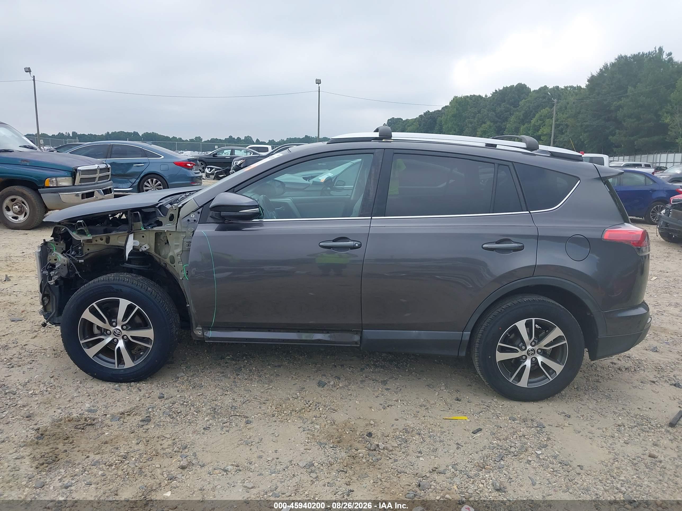 2016 TOYOTA RAV4 XLE