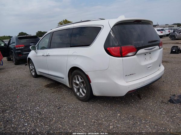 2018 CHRYSLER PACIFICA TOURING L PLUS — I3